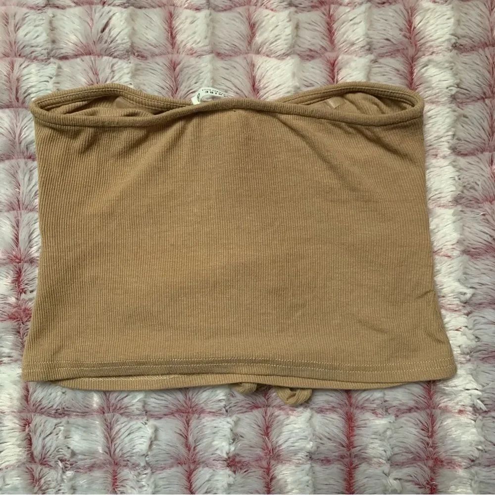 12th Tribe Crop Top Size Small - Picture 4 of 4
